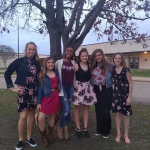 Meet your Posher, Adele